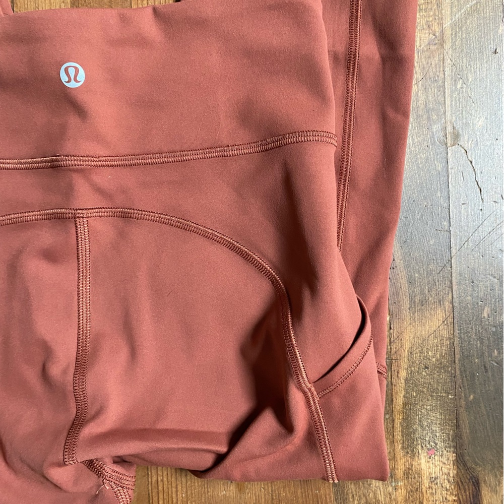 Lululemon high rise running tight 28”